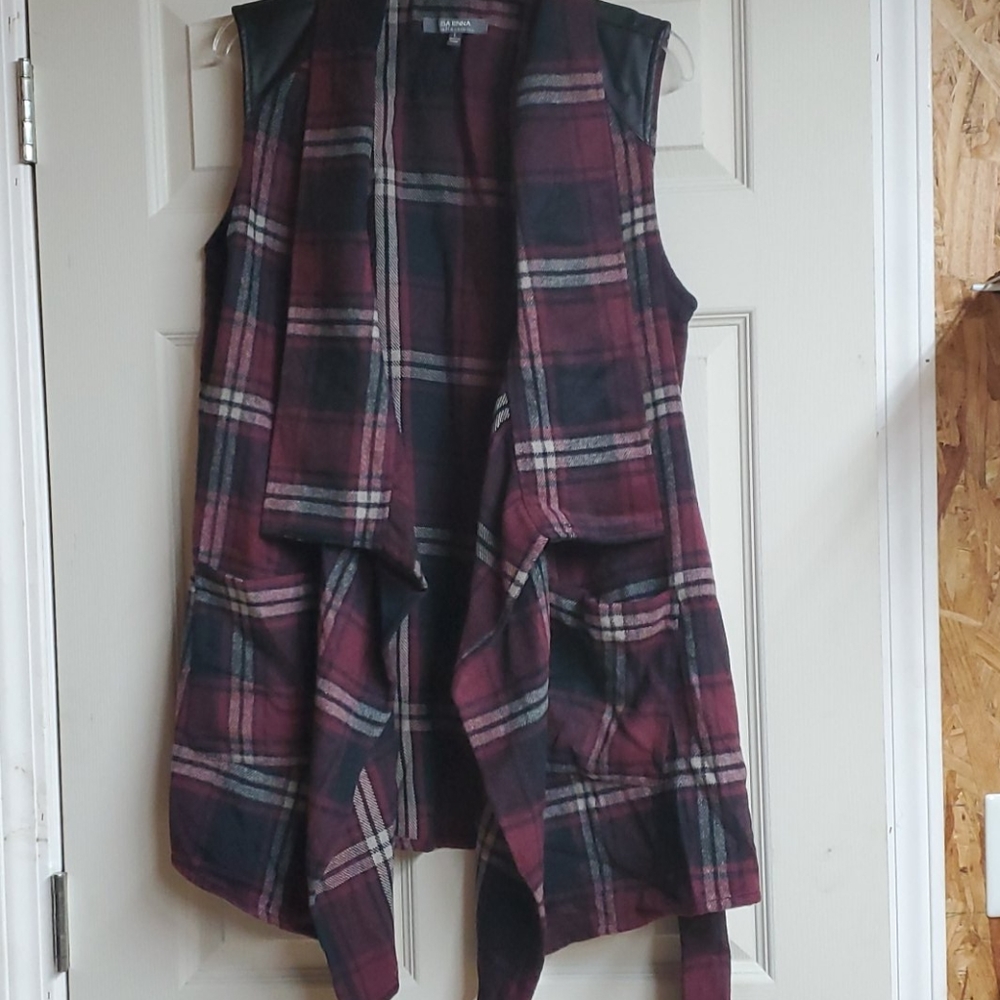 Wine plaid Sweater vest with belt